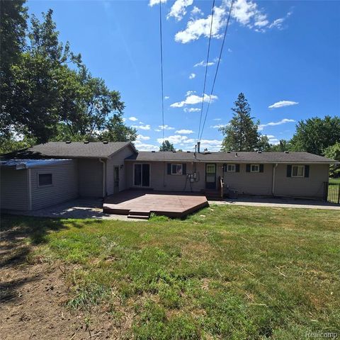 311 Nevada Avenue, Rochester Hills, MI 48309