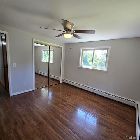 311 Nevada Avenue, Rochester Hills, MI 48309