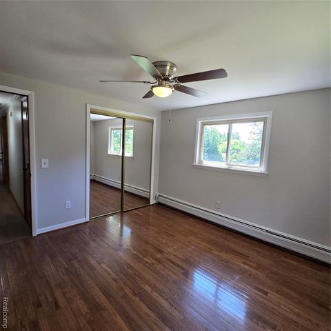 311 Nevada Avenue, Rochester Hills, MI 48309
