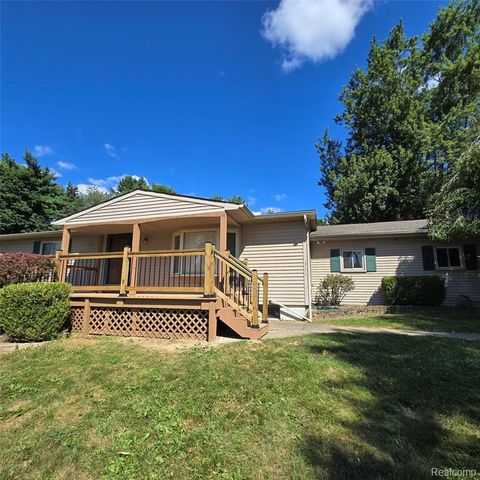311 Nevada Avenue, Rochester Hills, MI 48309