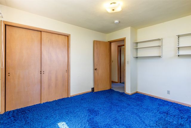 2216 Duff Avenue, Ames, IA 50010