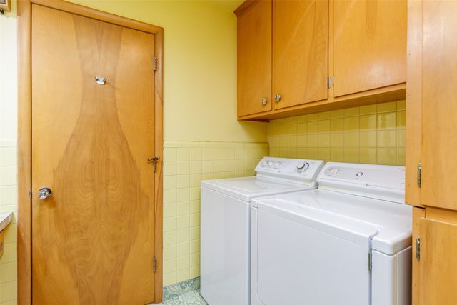 2216 Duff Avenue, Ames, IA 50010