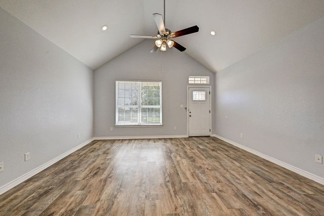 12738 Lake Conroe Hills Drive, Willis, TX 77318