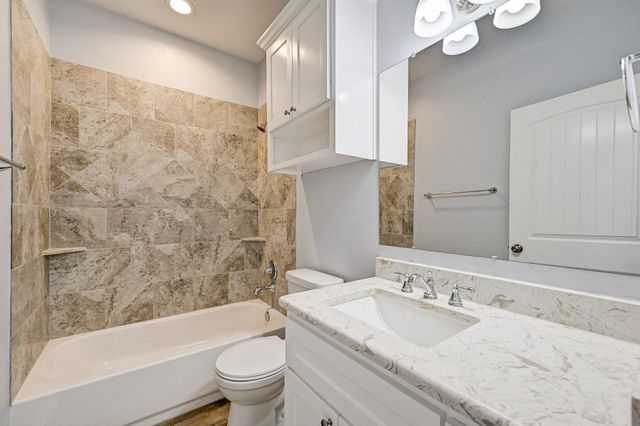 12738 Lake Conroe Hills Drive, Willis, TX 77318
