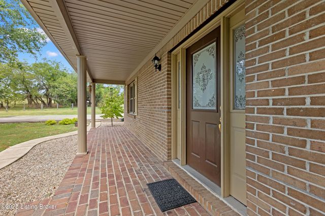 1233 Johnson Rd, Lawrenceburg, KY 40342