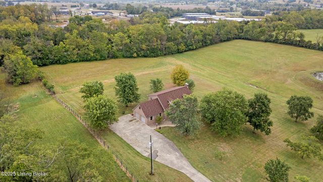 1233 Johnson Rd, Lawrenceburg, KY 40342