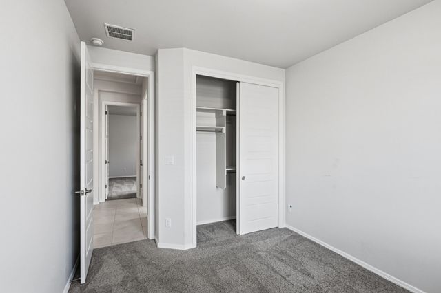 2319 Berkeley Avenue NE, Rio Rancho, NM 87144