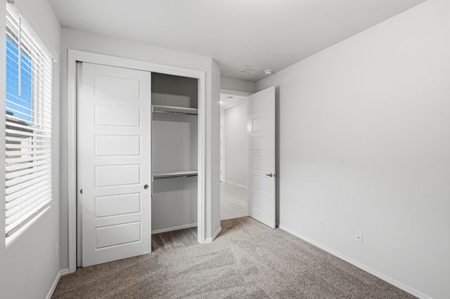 2319 Berkeley Avenue NE, Rio Rancho, NM 87144