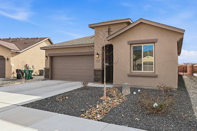 2319 Berkeley Avenue NE, Rio Rancho, NM 87144
