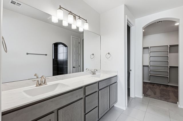 2319 Berkeley Avenue NE, Rio Rancho, NM 87144