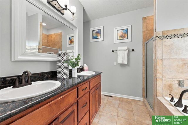 13711 Corby Street, Omaha, NE 68164