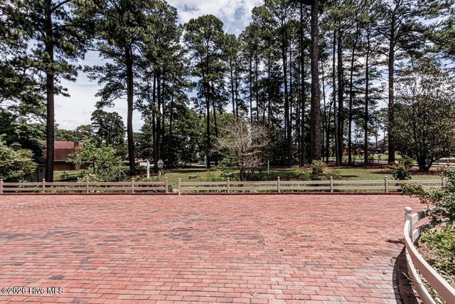 206 Westview Park Drive, Rocky Mount, NC 27804