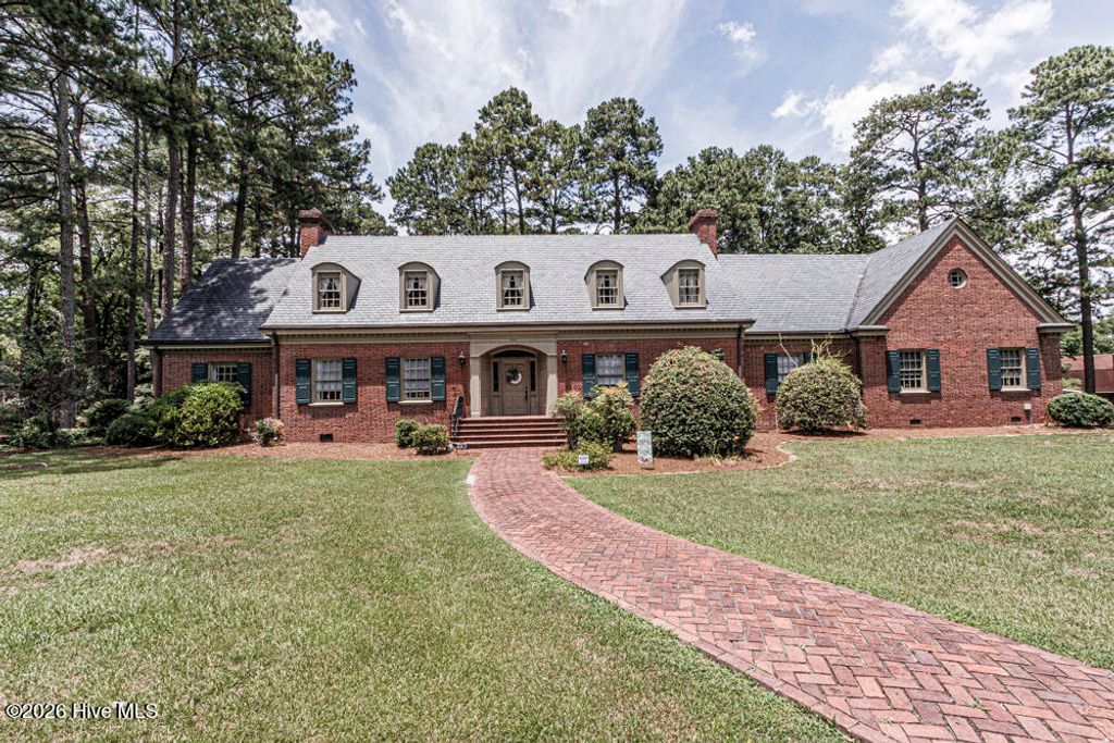 206 Westview Park Drive, Rocky Mount, NC 27804