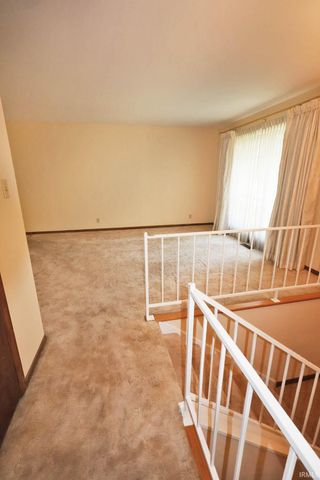 1163 Stonebridge Road, Evansville, IN 47710