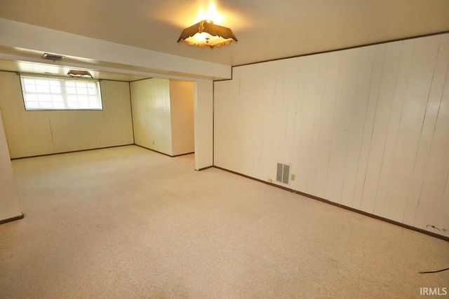 1163 Stonebridge Road, Evansville, IN 47710