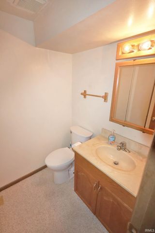 1163 Stonebridge Road, Evansville, IN 47710