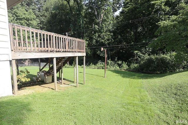 1163 Stonebridge Road, Evansville, IN 47710