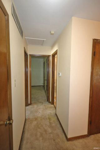 1163 Stonebridge Road, Evansville, IN 47710
