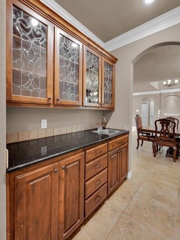1405 Val Halla Park, Robinson, TX 76706