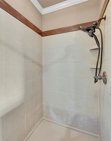 1405 Val Halla Park, Robinson, TX 76706