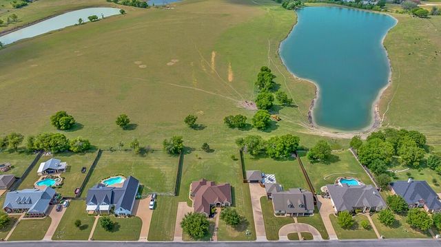 1405 Val Halla Park, Robinson, TX 76706