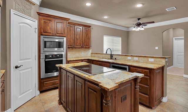 1405 Val Halla Park, Robinson, TX 76706