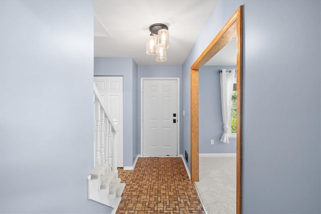 1079 Stamford Road, Ypsilanti, MI 48198