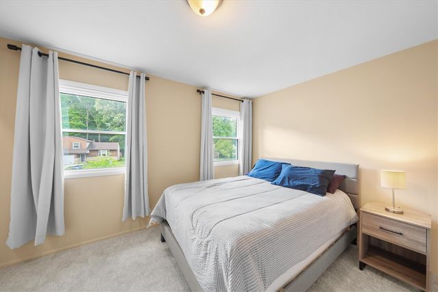 1079 Stamford Road, Ypsilanti, MI 48198