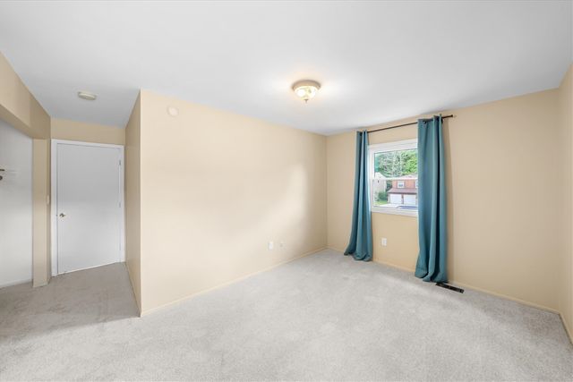 1079 Stamford Road, Ypsilanti, MI 48198