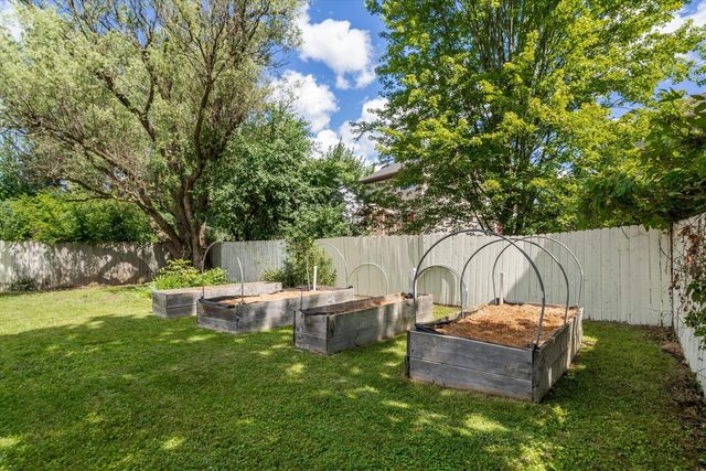 1079 Stamford Road, Ypsilanti, MI 48198