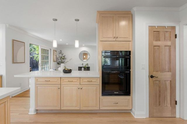 11725 Winding Way, Los Altos, CA 94024