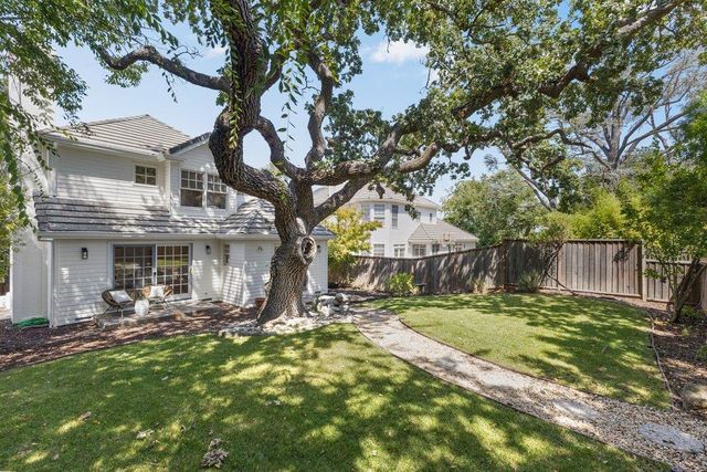 11725 Winding Way, Los Altos, CA 94024