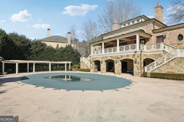 9030 Riverbend Manor, Alpharetta, GA 30022