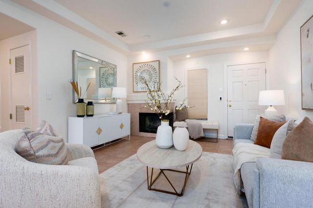 1114 S Winchester Boulevard, San Jose, CA 95128