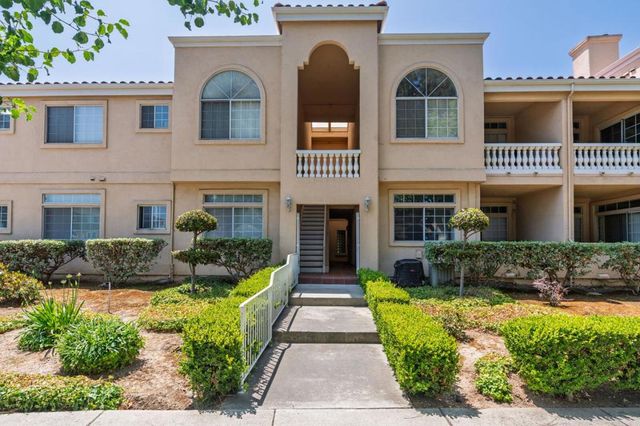 1114 S Winchester Boulevard, San Jose, CA 95128