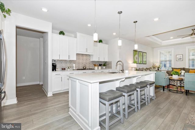 2913 HERB GARDEN DR, Frederick, MD 21704