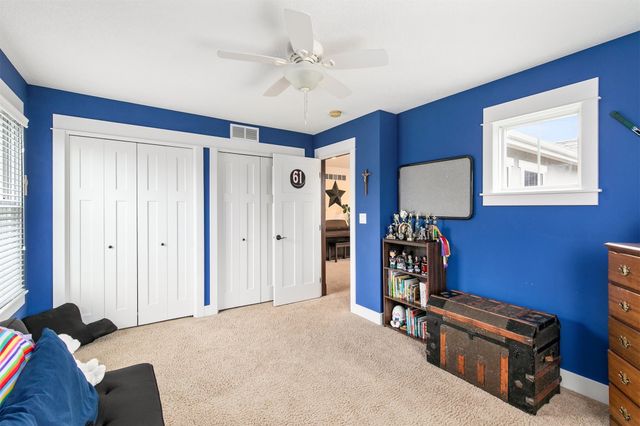 5561 Sandstone Drive, West Des Moines, IA 50266