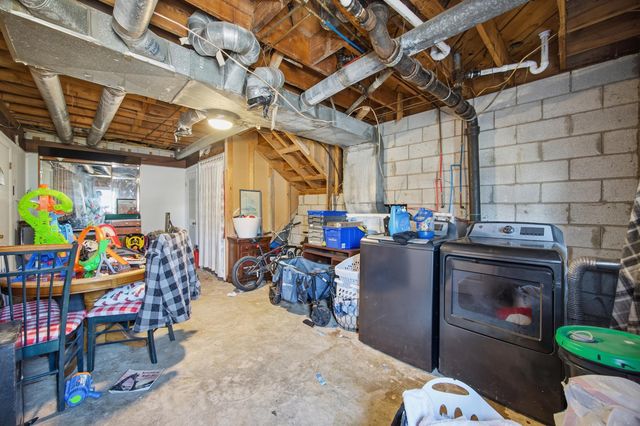 111 Ronameki Drive, Mt Sterling, KY 40353