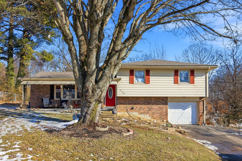 111 Ronameki Drive, Mt Sterling, KY 40353