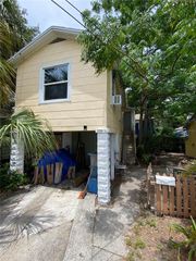 2235 FLORIDA AVENUE S, St Petersburg, FL 33705