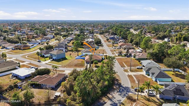 1909 Montebello Avenue, Deltona, FL 32738