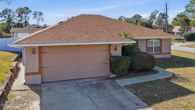 1909 Montebello Avenue, Deltona, FL 32738