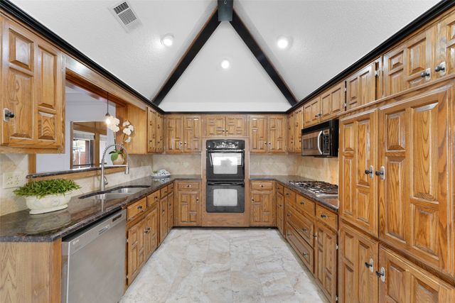 6018 Raleigh Drive, Garland, TX 75044