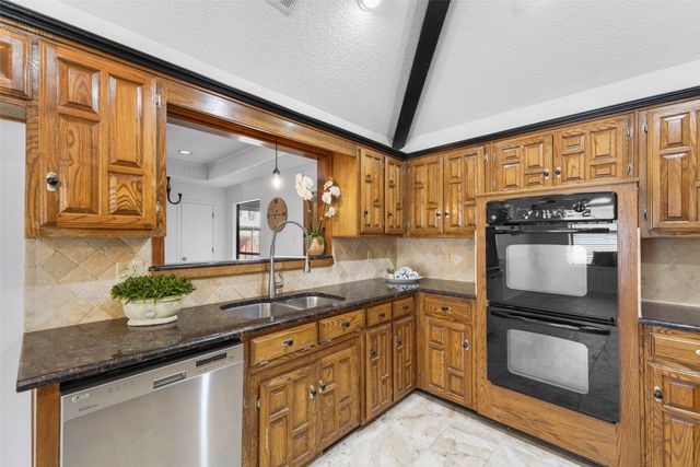 6018 Raleigh Drive, Garland, TX 75044