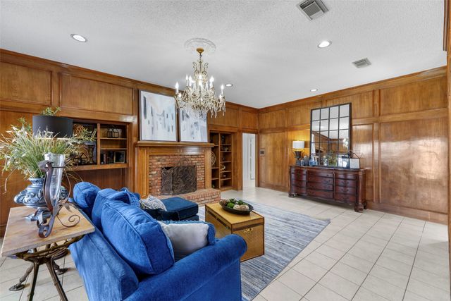 6018 Raleigh Drive, Garland, TX 75044