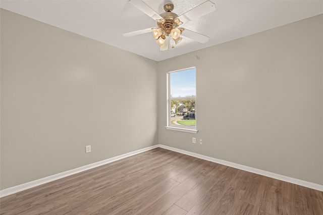 8614 Black Cliff Lane, Houston, TX 77075