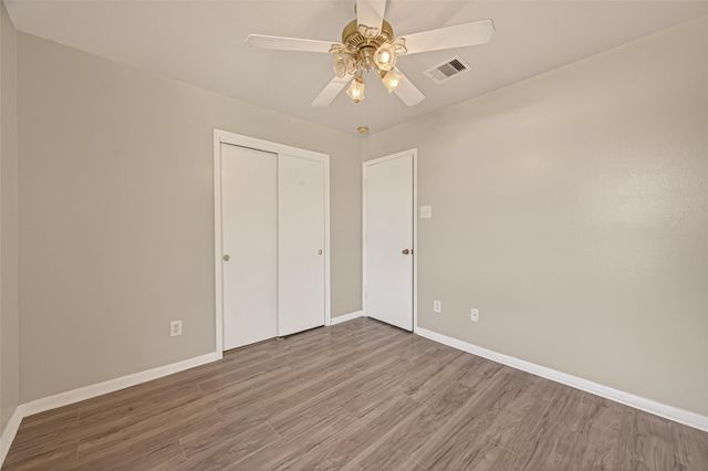 8614 Black Cliff Lane, Houston, TX 77075