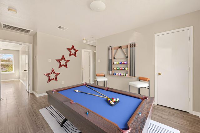 8614 Black Cliff Lane, Houston, TX 77075