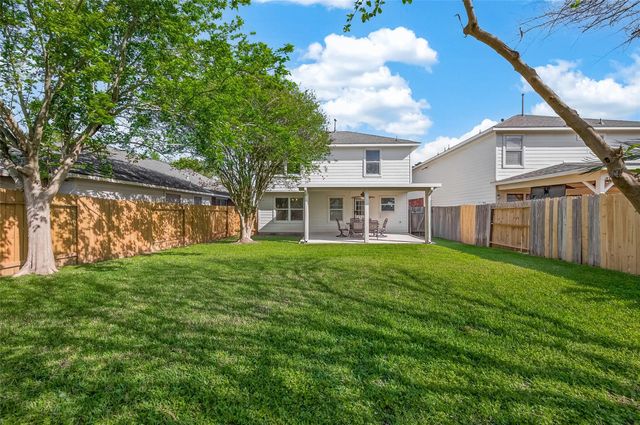 8614 Black Cliff Lane, Houston, TX 77075