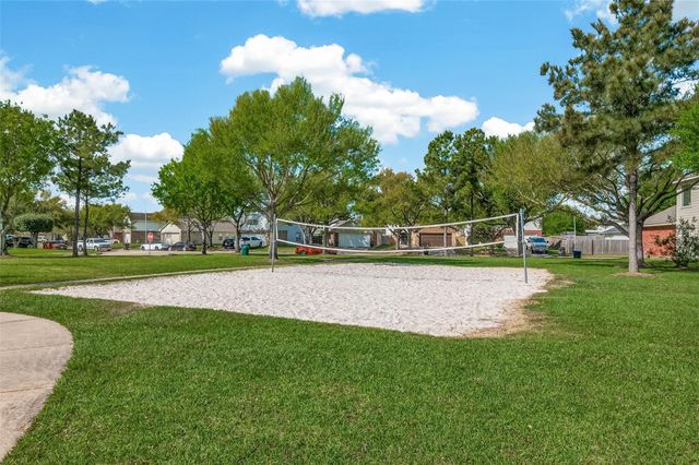 8614 Black Cliff Lane, Houston, TX 77075